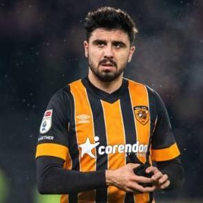 Trabzonspor transfer olan Ozan Tufan'ın ilk hamlesi Fenerbah&ccedil;elileri &ccedil;ılgına d&ouml;nd&uuml;rd&uuml;