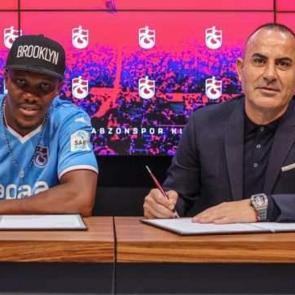 Trabzonspor'da Nwakaeme imzayı attı!