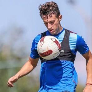 Trabzonspor'da s&uuml;rpriz ayrılık! S&ouml;zleşmesi feshedildi