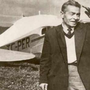 Vecihi H&uuml;rkuş kimdir? Vecihi H&uuml;rkuş'un hayatı, &uuml;lkemize katkıları ve yaptığı işler!