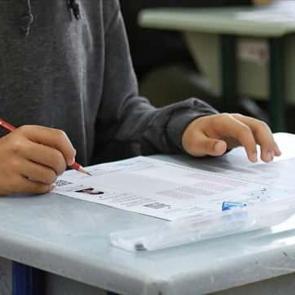 YKS sonu&ccedil;larıyla g&uuml;ndeme geldi! Y&uuml;ksek maaşlı d&uuml;ş&uuml;k puanlı b&ouml;l&uuml;mler...