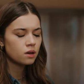 Afra Saracoğlu'na 'yeteneksiz' denince ortalık fena karıştı: Utanmaz, Gargamel!