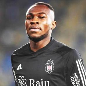 Beşiktaş'ta flaş ayrılık! Satın alma opsiyonu kullanıldı