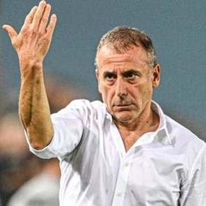 Galibiyet tek golle geldi! Abdullah Avcı, taraftardan istekte bulundu