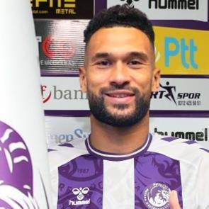 S&uuml;rpriz imza! Caulker T&uuml;rkiye'ye geri d&ouml;nd&uuml;