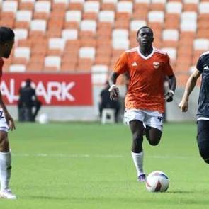 Adanaspor, Esenler Erokspor'u 2 golle ge&ccedil;ti
