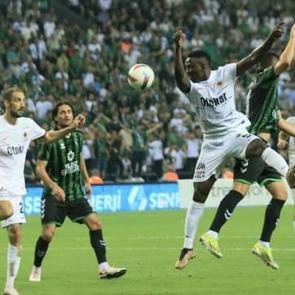 Kocaelispor, Gen&ccedil;lerbirliği'ni geriden gelip mağlup etti