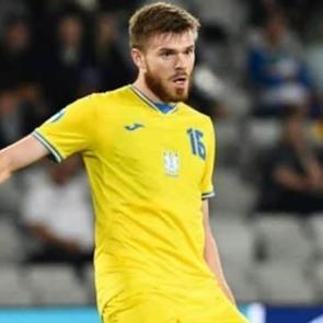 Trabzonspor yeni transferiyle imzaladı