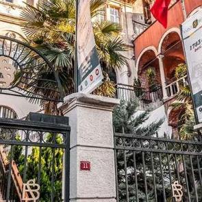 Yabancı okullar yola geldi - 11 Ağustos g&uuml;n&uuml;n gazete manşetleri