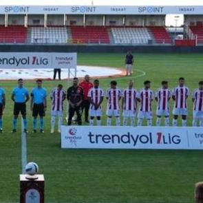 Yeni Malatyaspor - Pendikspor ma&ccedil;ı oynanamadı