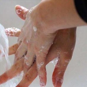 'Aşırı hijyen olmak enfeksiyona zemin hazırlıyor'