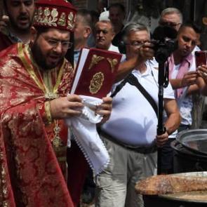 T&uuml;rkiye'nin tek Ermeni k&ouml;y&uuml;nde 'Meryem Ana' ayini