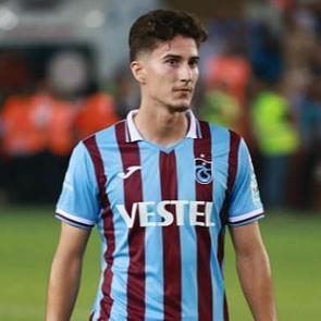 Fatih Karag&uuml;mr&uuml;k, Trabzonspor'dan transfer yaptı