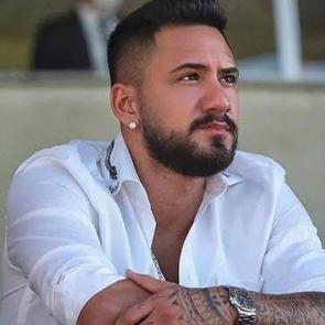 G&ouml;khan &Ccedil;ıra kimdir ve nerelidir? Hangi takımlarda oynadı? G&ouml;khan &Ccedil;ıra'nın eşi ve &ccedil;ocuğu...