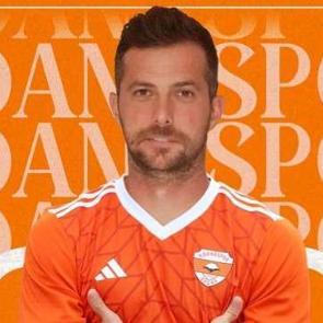 Uğur Demirok resmen Adanaspor'da