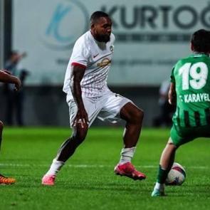 Sakaryaspor - Amedspor ma&ccedil;ından gol sesi &ccedil;ıkmadı