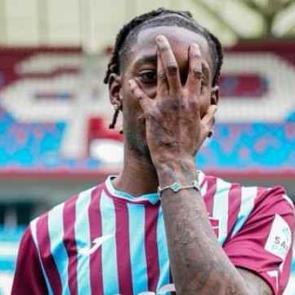 Trabzonspor yeni transferini a&ccedil;ıkladı! İşte maliyeti