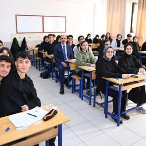 Başkan Altay'dan YKS'ye hazırlanan &ouml;ğrencilere &ccedil;ağrı! Son başvuru tarihi 20 Eyl&uuml;l