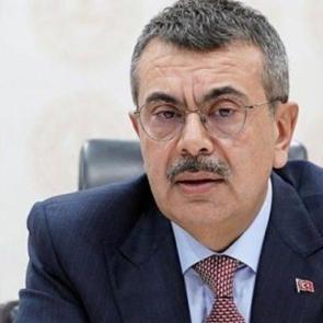 Bakan Tekin'den 20 bin &ouml;ğretmen atamasıyla ilgili &ouml;nemli a&ccedil;ıklamalar!