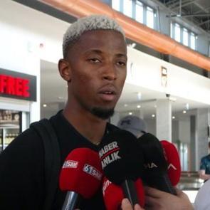 Simon Banza, Trabzon'a geldi! İşte ilk s&ouml;zleri