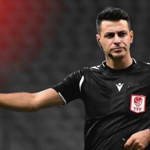 Trabzonspor - Beşiktaş ma&ccedil;ının hakemi belli oldu!