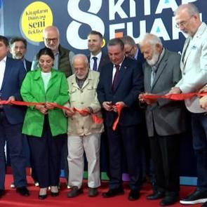 8.Sultanbeyli Kitap Fuarı başladı!