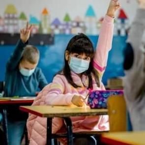 Devlet okullarına kayıt &uuml;creti &ouml;deyenlerin oranı ortaya &ccedil;ıktı