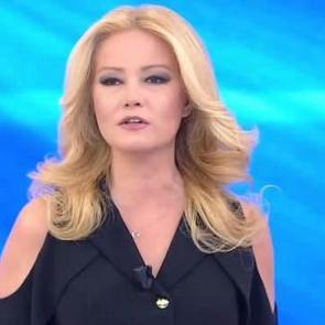 M&uuml;ge Anlı'dan şok a&ccedil;ıklama! Demet Akalın'a ateş p&uuml;sk&uuml;rd&uuml;