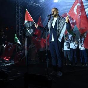 Maher Zain, Uluslararası Konya Mistik M&uuml;zik Festivali&rsquo;nde Konyalılarla buluştu