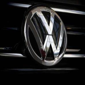 Volkswagen&rsquo;de kriz b&uuml;y&uuml;yor: 9 fabrika greve gidiyor