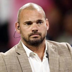 Wesley Sneijder Galatasaray'a sahip &ccedil;ıktı! Liverpool'a sert ırk&ccedil;ılık tepkisi