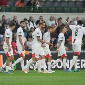 Başakşehir'den Avrupa'ya tatsız başlangı&ccedil;!