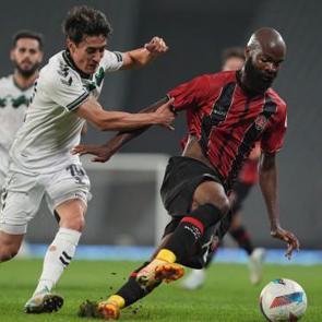 Karag&uuml;mr&uuml;k'ten Sakaryaspor'a farklı tarife!