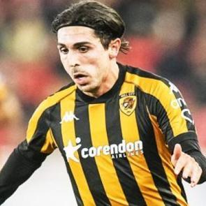 Abd&uuml;lkadir &Ouml;m&uuml;r i&ccedil;in olay s&ouml;zler: Kapının &ouml;n&uuml;ne koydum