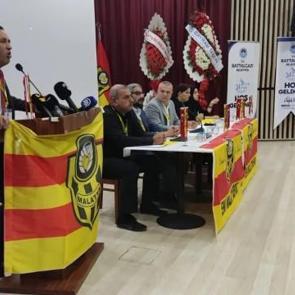 Yeni Malatyaspor'da olaylı kongre! Yumruklar havada u&ccedil;uştu