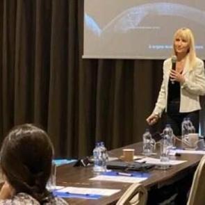 Do&ccedil;. Dr. Aylin Kılı&ccedil;, Uluslararası Doktorlara "Keranatural" Tedavi Kursu D&uuml;zenledi