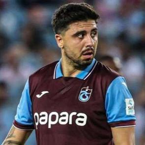 Ozan Tufan d&uuml;nyanın en iyi 11'ini a&ccedil;ıkladı! Takım arkadaşına jest