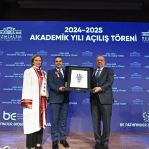 Bakan Kacır, Bezmialem Vakıf Üniversitesinin Akademi Yılı Açılış Töreni'nde konuştu