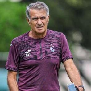 Şenol G&uuml;neş, T&uuml;rk futbol tarihine ge&ccedil;iyor!