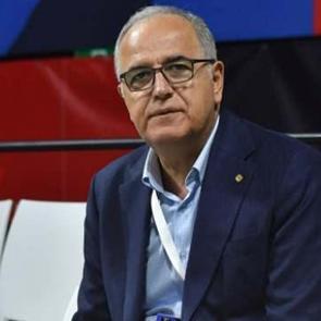 T&uuml;rkiye Voleybol Federasyonu Başkanı Mehmet Akif &Uuml;st&uuml;ndağ oldu