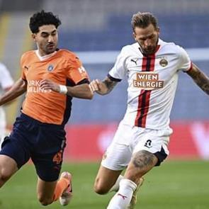 UEFA'dan Başakşehir'e Rapid Wien ma&ccedil;ı faturası