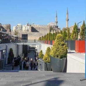 Yıldız Holding’in “Tarihin Akışında Meşhur Hattatlar” sergisi Kayseri’de ziyarete açıldı