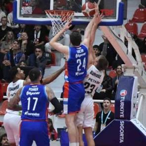 Anadolu Efes'un konuğu Monaco