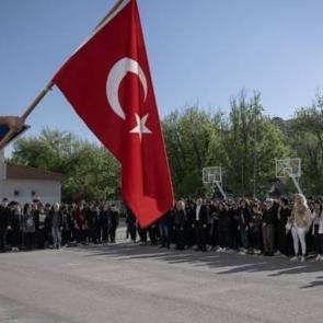 Son anket sonuçları açıklandı! Türkiye’nin yüzde 70’i MEB’in kararına destek verdi