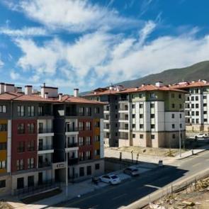 Malatya'da afetzedelere 7 bin 592 konut daha teslim edilecek