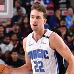 NBA'de Magic, Lakers'ın 6 ma&ccedil;lık galibiyet serisine son verdi