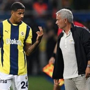 3 yıllık anlaşma tamam! Fenerbah&ccedil;e imzayı duyurdu