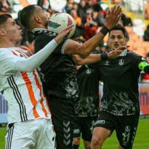 Sakaryaspor bir puanı 90+5'te kurtardı