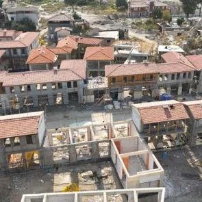 Tarihi Uzun Çarşı’da asrın felaketinin izleri siliniyor 