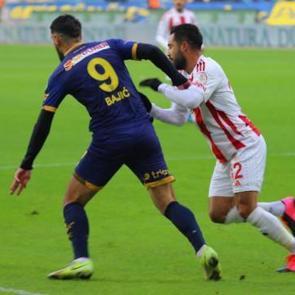 Ankarag&uuml;c&uuml; ile  Pendikspor yenişemedi